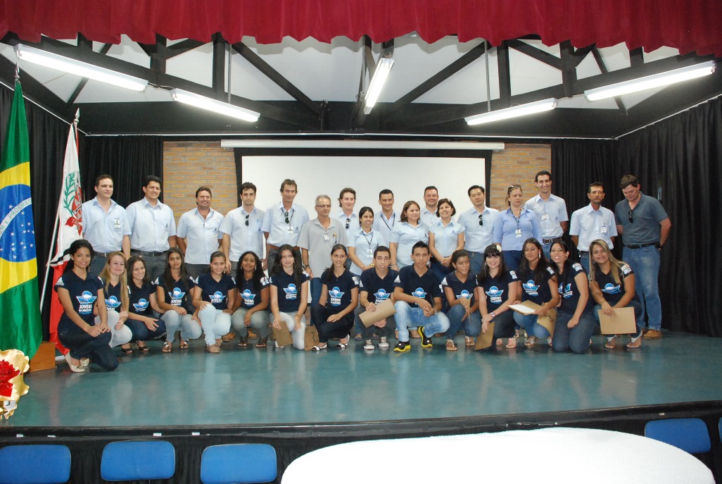 Jovens na Industria