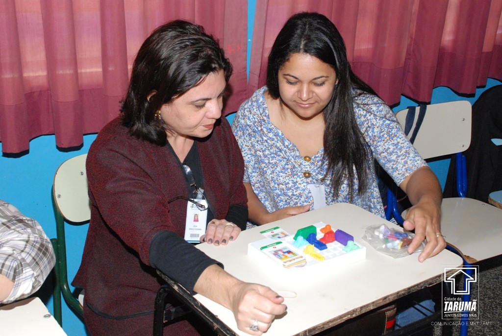 encontro_profissionais_apoio_educação