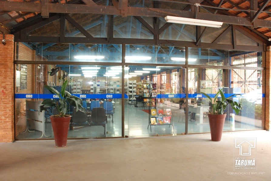 Biblioteca Pública 'Anna Aparecida José de Brito'