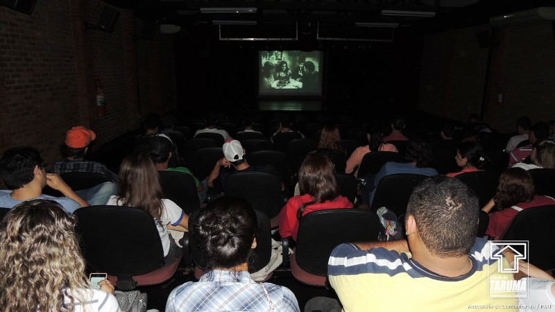 filme_a_meia_noite_levarei_a_sua_alma_2013_00001