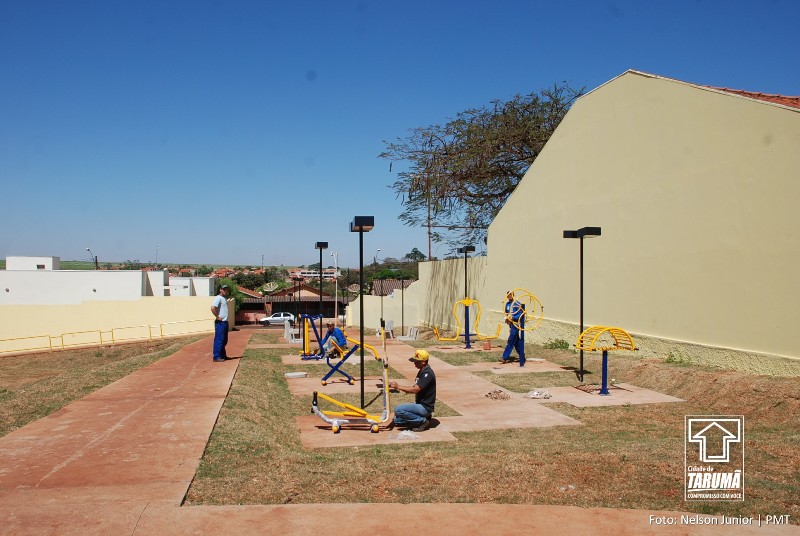praca_exercicios_(1)