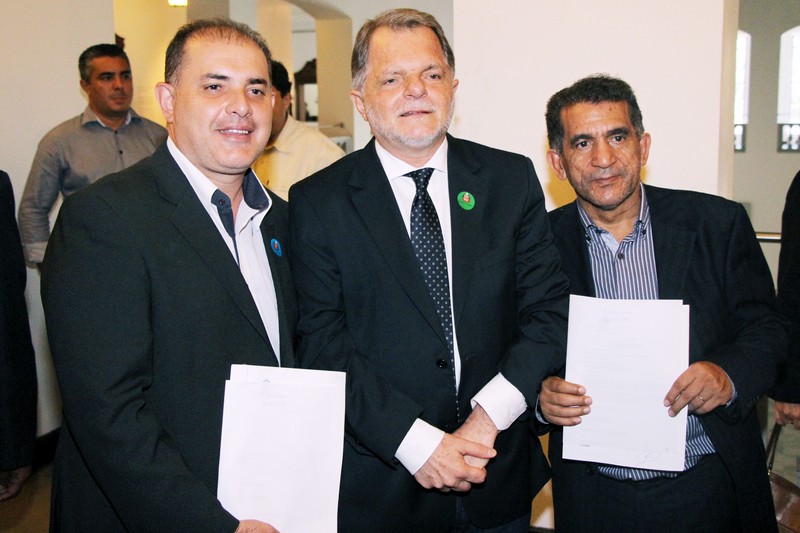 Município de Tarumã recebe 250 mil para recapeamento do Distrito Industrial
