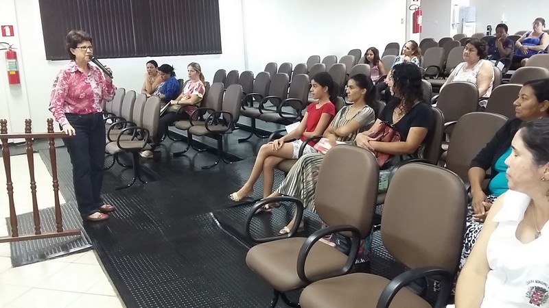 Cras promove Palestra sobre Orçamento Familiar