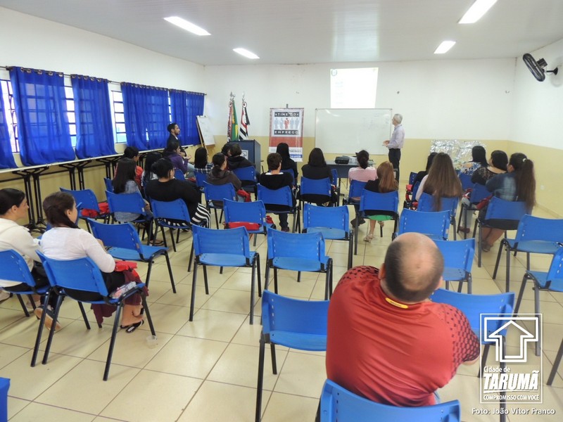 Time do Emprego realiza palestra para empreendedores do município de Tarumã