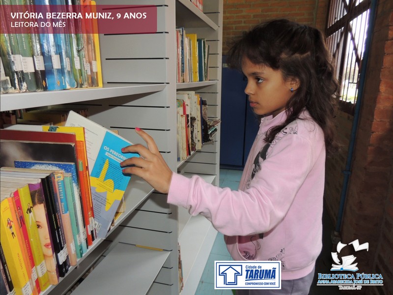 Biblioteca Pública homenageia o Leitor do Mês