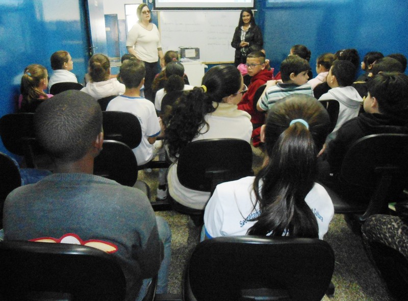O Projeto Olaria Comunitária realiza pré-ação na Vila Brasil