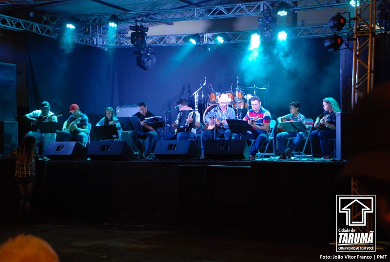 Semana do Produtor Rural termina com show de Mococa e Paraíso e grande participação do público