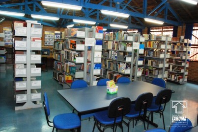 Biblioteca Pública 'Anna Aparecida José de Brito'