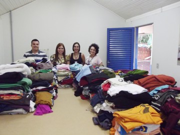 Aeta e Raízem fazem doação ao Fundo Social