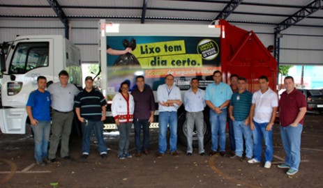 capa_caminhao_lixo