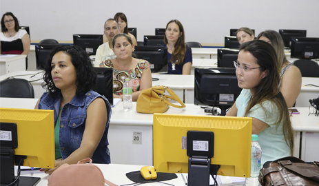 capa_inaugural_uab_midias